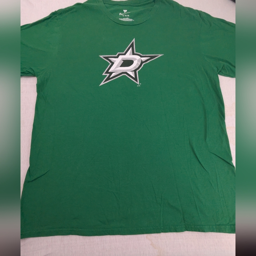 Dallas Stars Hocky Team Green T-Shirt With Logo On Front XL